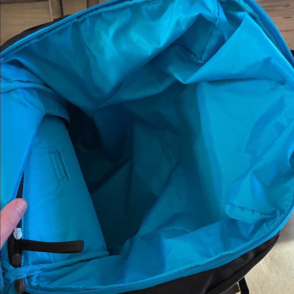 Thule RoundTrip Boot Backpack 60L - image 15